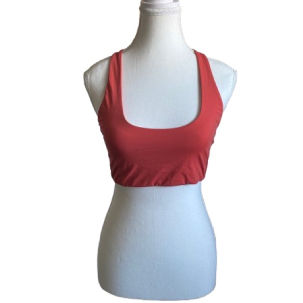 Vuori Red Sports Bra